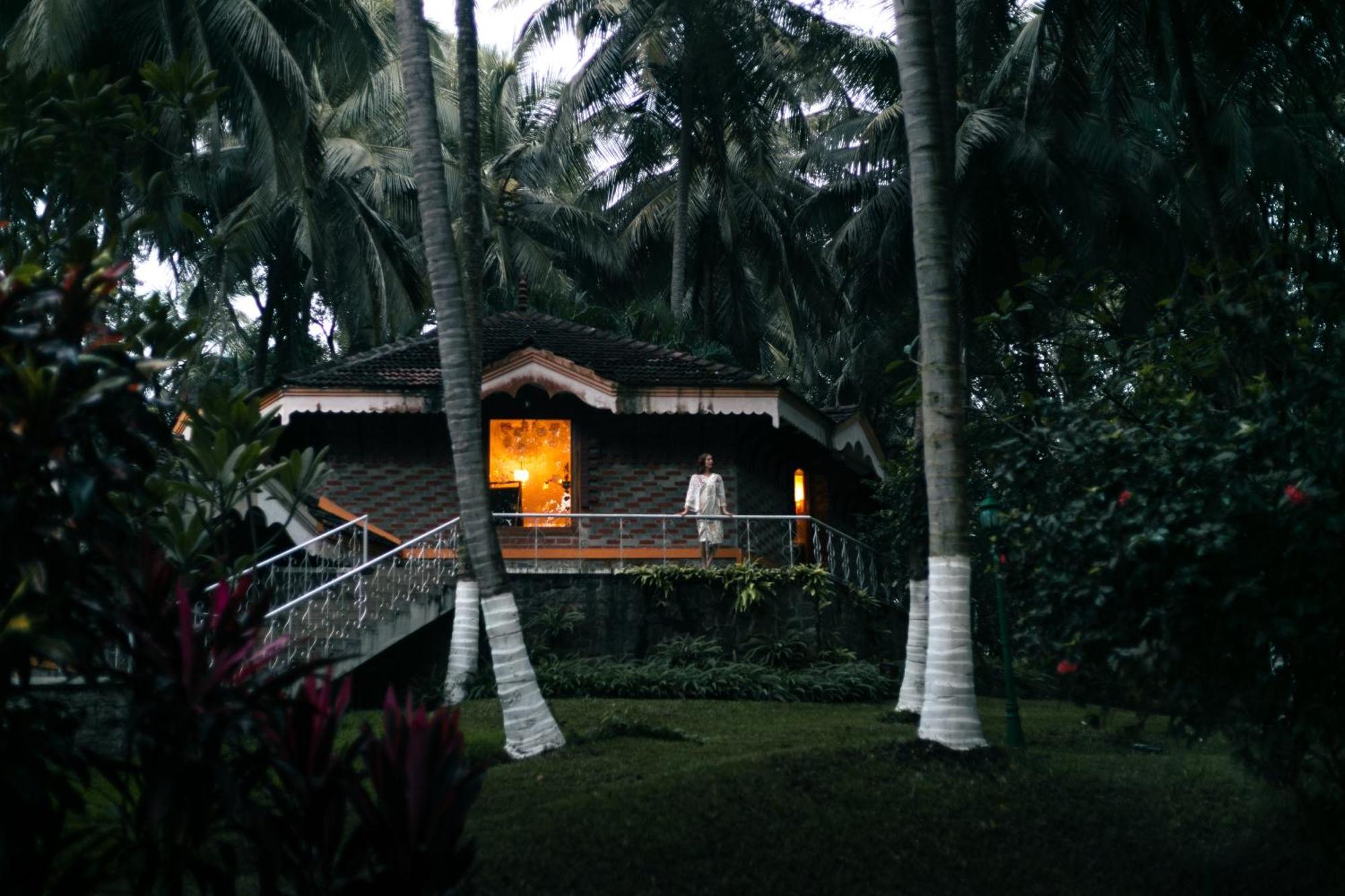 Kairali - The Ayurvedic Healing Village Палакад Екстериор снимка