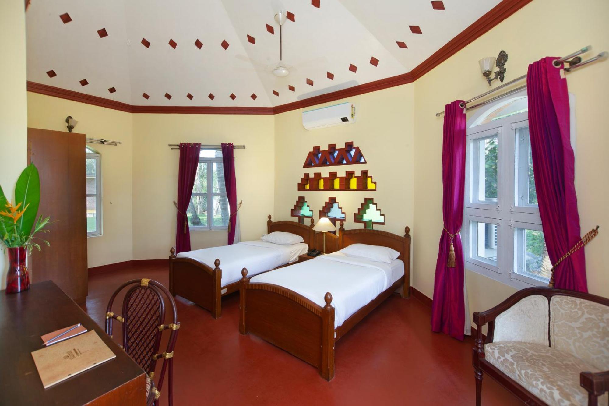 Kairali - The Ayurvedic Healing Village Палакад Екстериор снимка