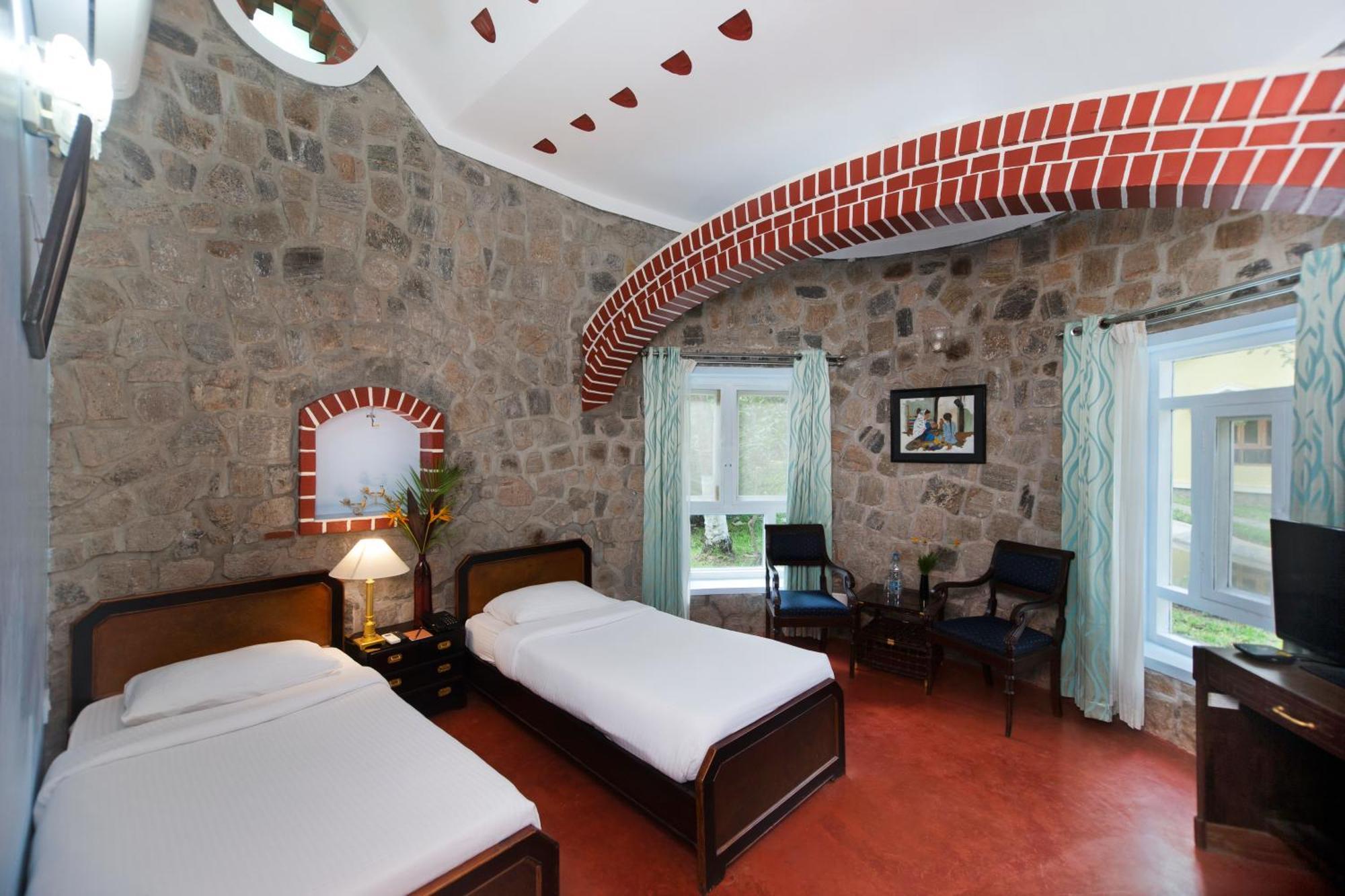 Kairali - The Ayurvedic Healing Village Палакад Екстериор снимка