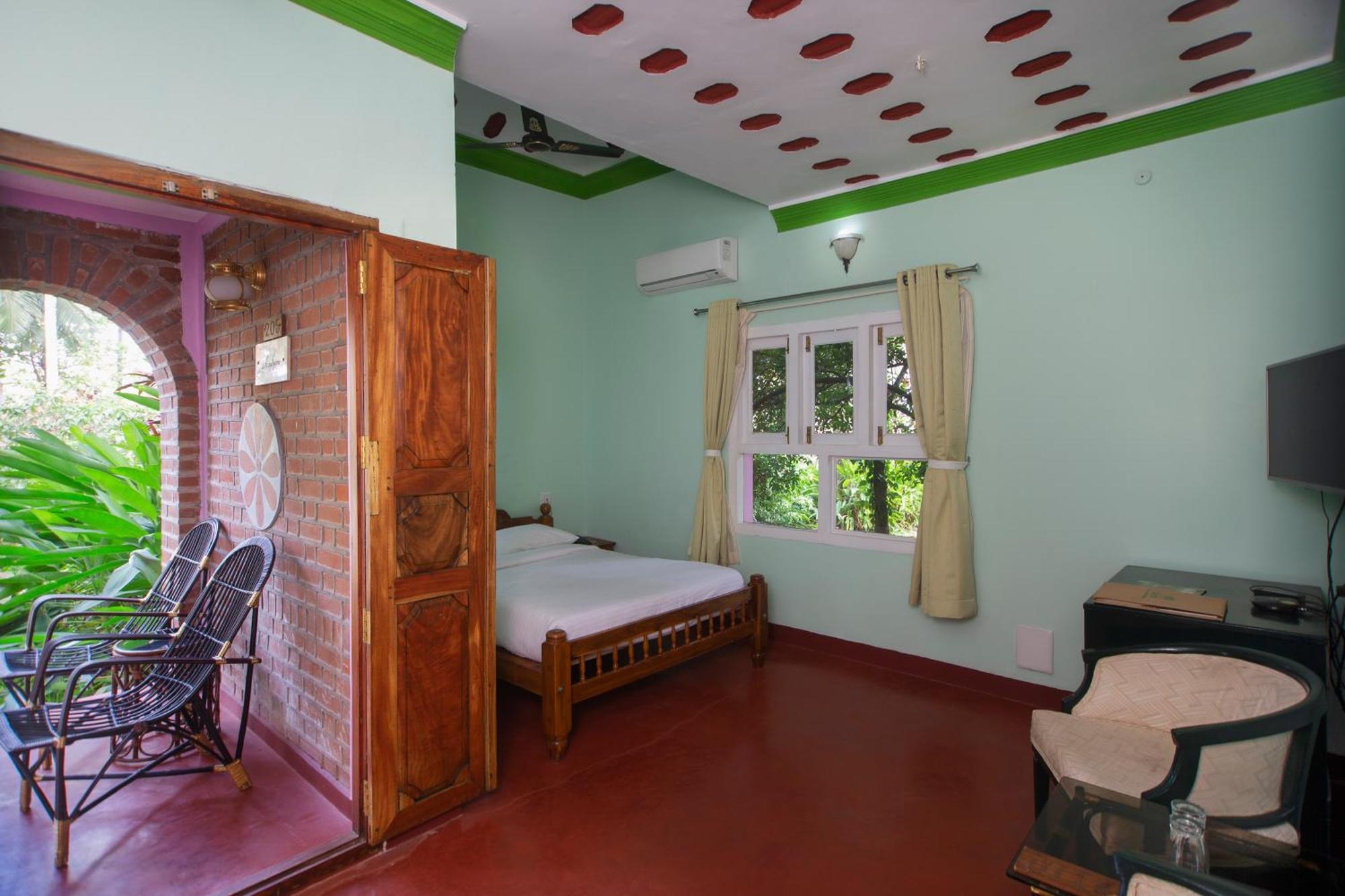 Kairali - The Ayurvedic Healing Village Палакад Екстериор снимка